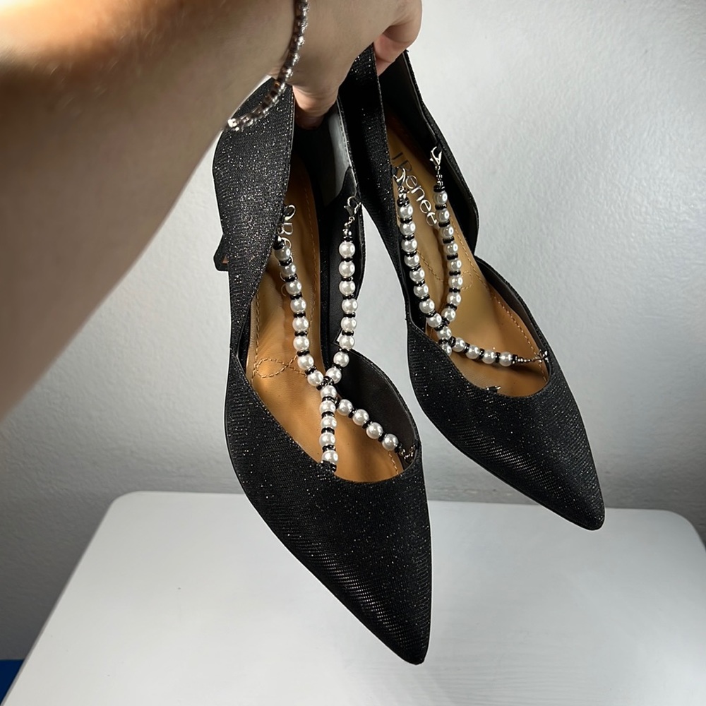 J. Renee black heels with removable pearl and black bead front cross straps 8M - Picture 6 of 16